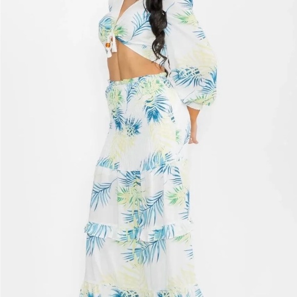 Leaf Print Two-Piece Set - Picture 4 of 4